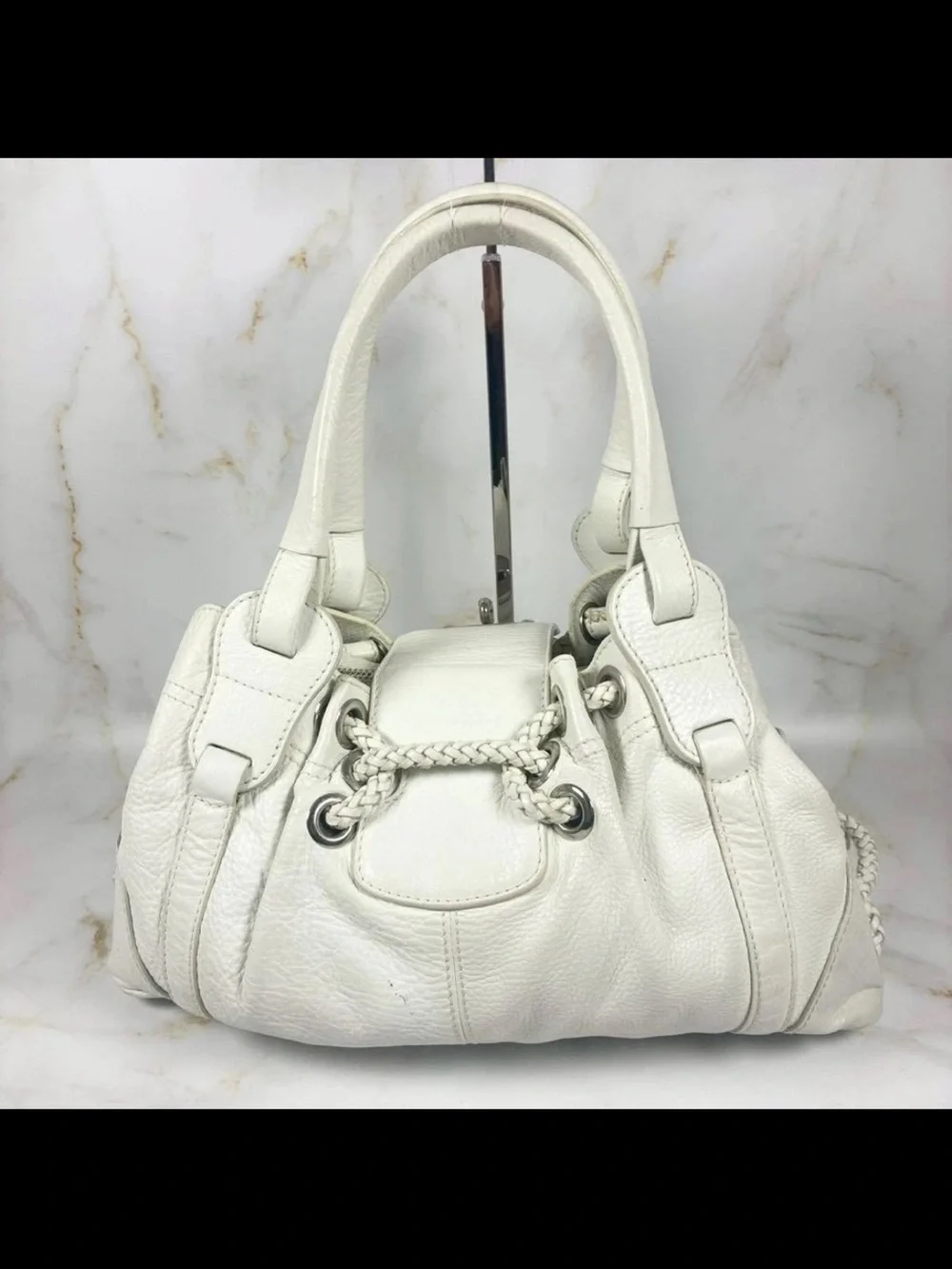 Mulberry White Pebbled Leather Shoulder Bag with Turn-Lock